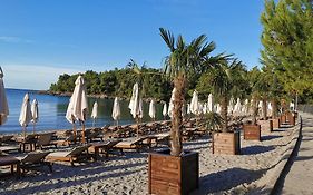 Maki Apartments - Plavi Horizonti Beach